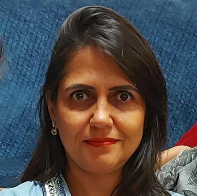 Profª Adriana Innocêncio