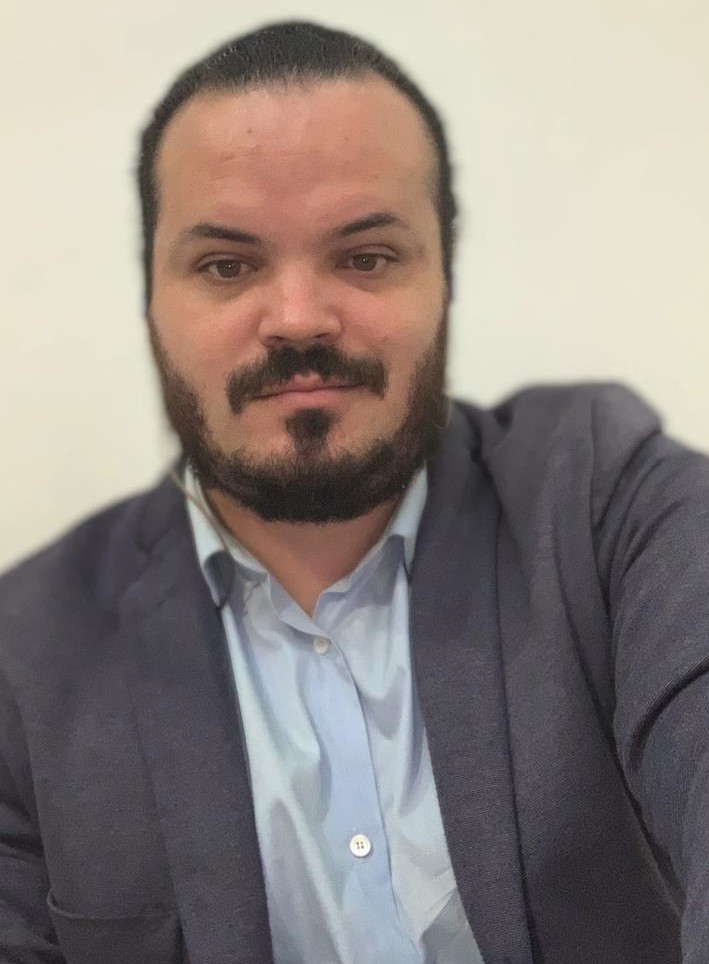 Prof. Eduardo Reis