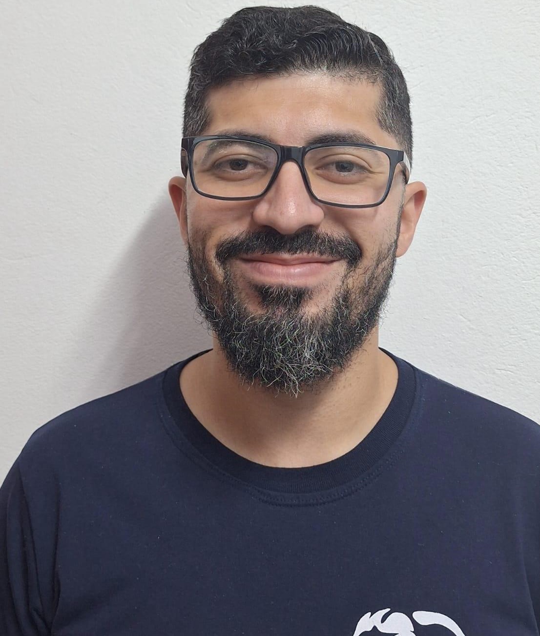 Prof. Leonardo Silva